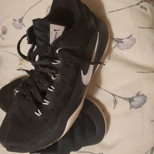 Nike Hyperdunk Boys Basketball Shoes